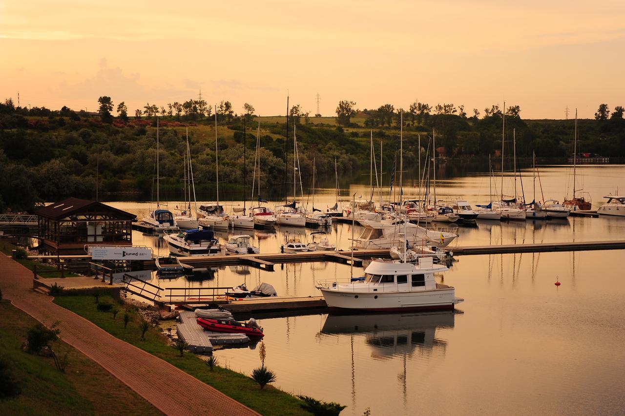 ホテル Lifeharbour Limanu エクステリア 写真